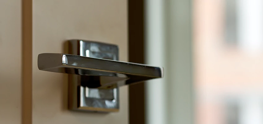 Door Lever Knob Repair in Homestead, Florida