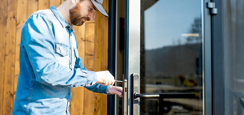 Frameless Glass Storefront Door Locks Replacement in Homestead, FL