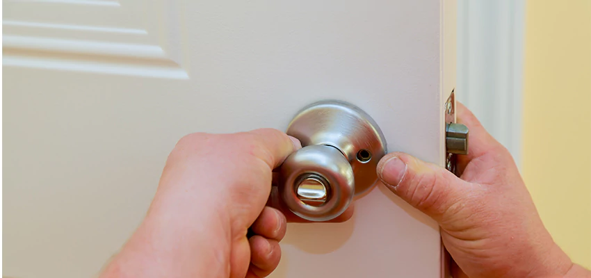 After-hours Locksmith For Lock And Key Installation in Homestead, FL