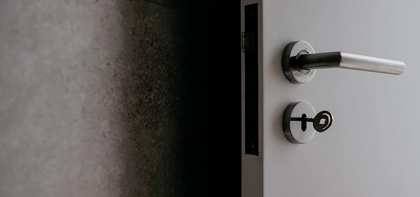 Front Door Handle Repair And Installation in Homestead, FL