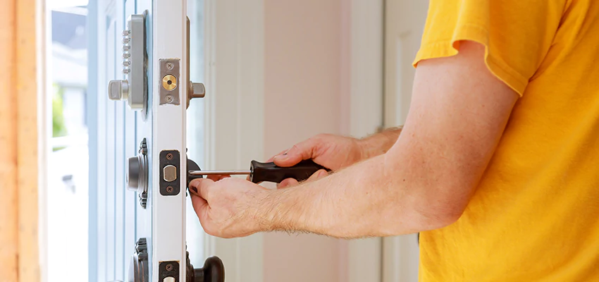 Eviction Locksmith For Key Fob Replacement Services in Homestead, FL